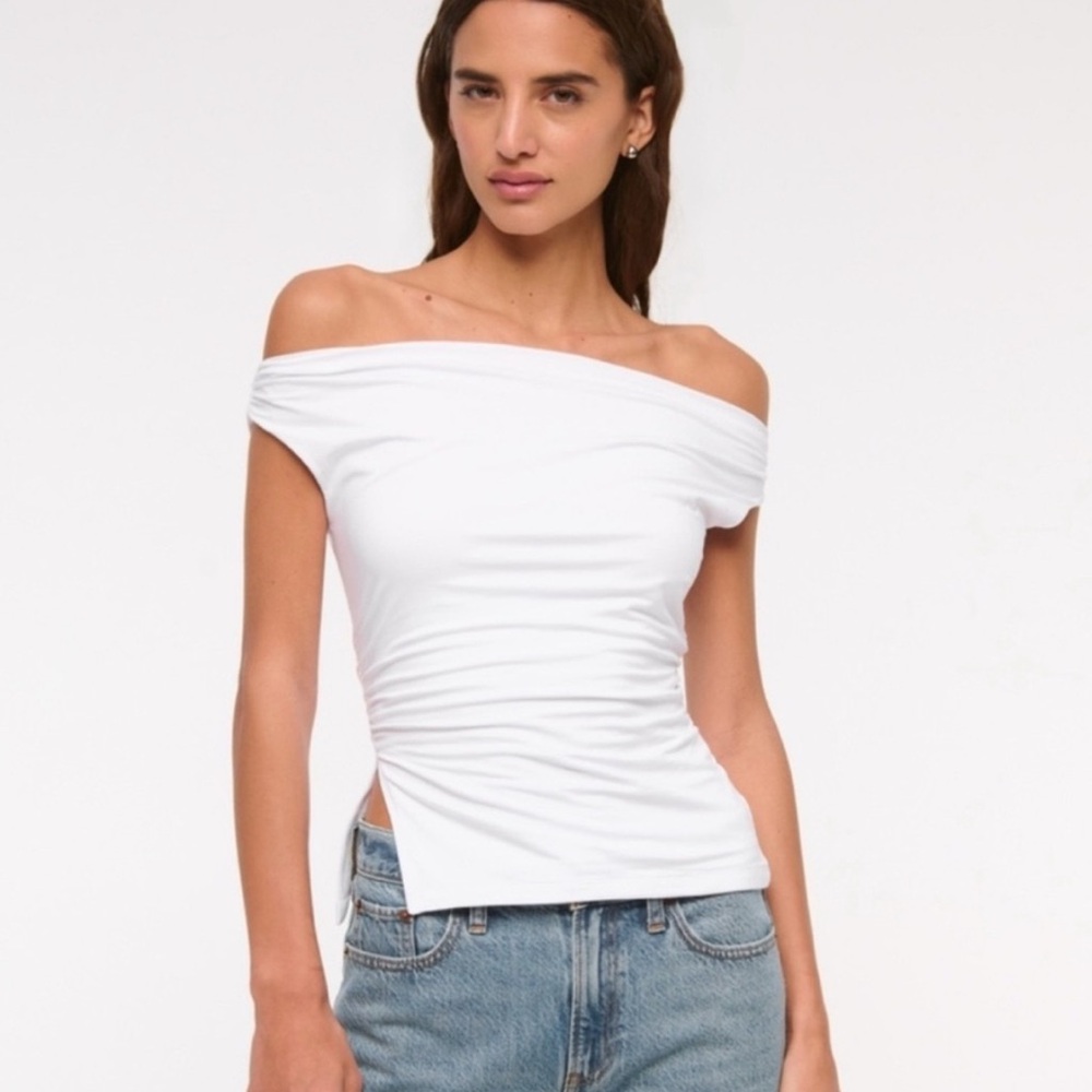 Abercrombie & Fitch Cream Strapless Off The Shoulder Top